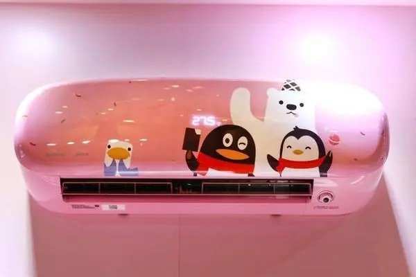 社交APP日引几千男粉的另类玩法